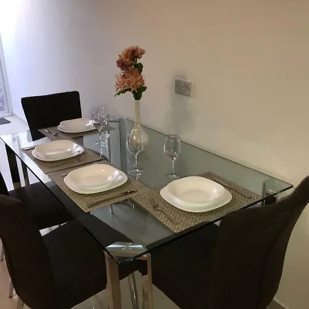 Апартаменты Naxxar Apartment *